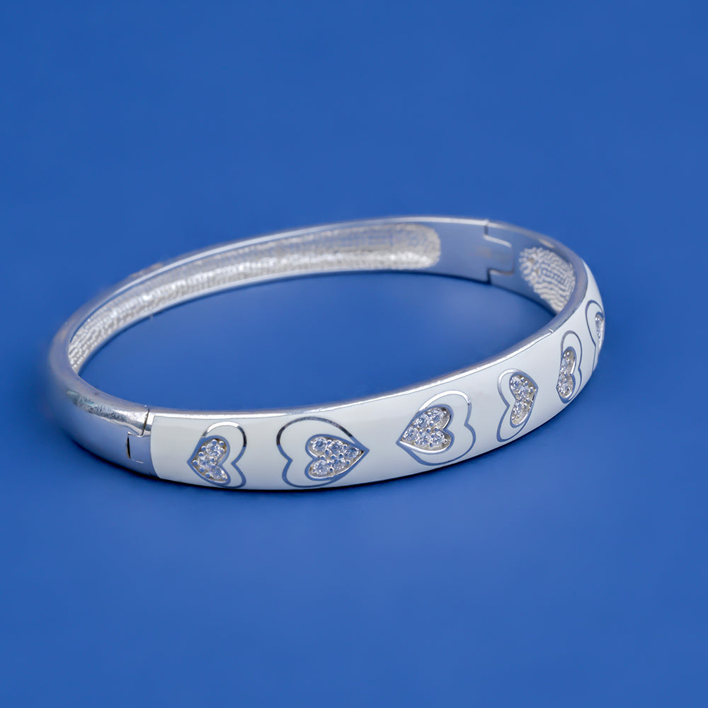 White Design Heart Shape Bracelet